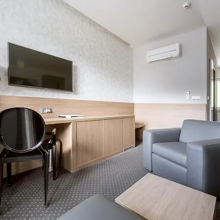 Hotel Jezerka 4*
