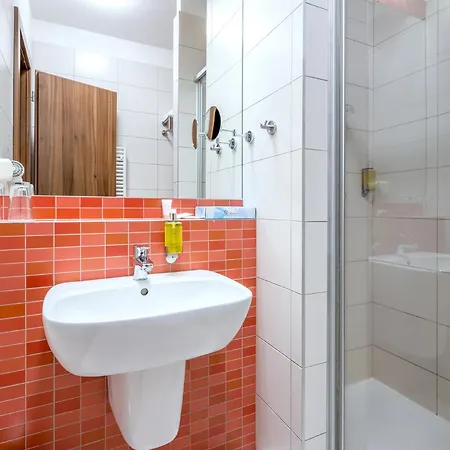 Hotel Jezerka 4*