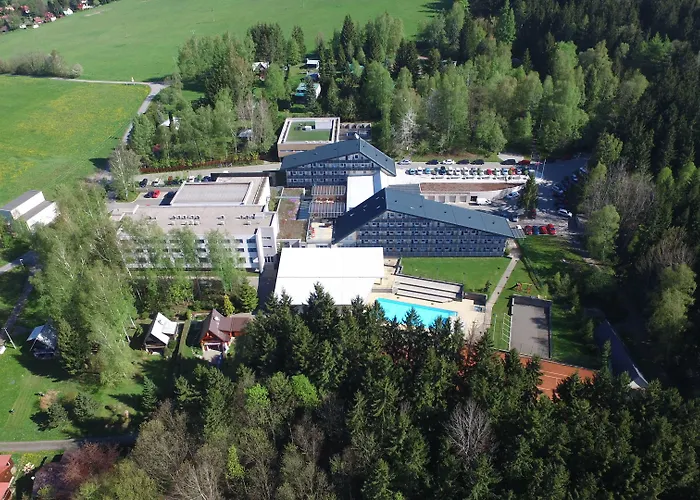 Jezerka Hotell 4*